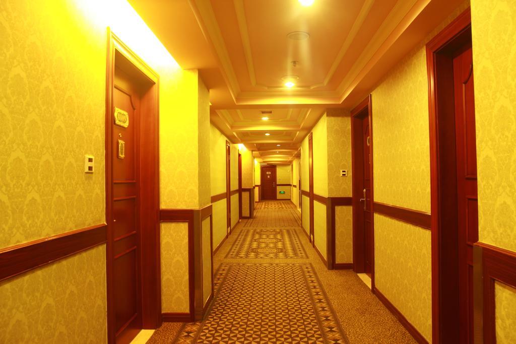 Vienna Hotel Beijing Bagian luar foto